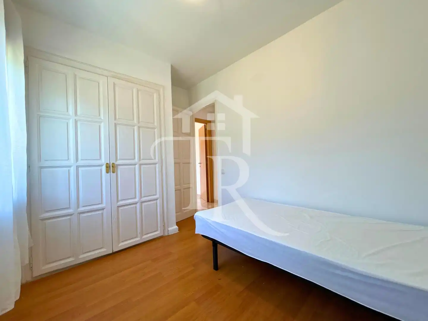 Dormitori de Apartament en venda en Roda de Berà amb Terrassa