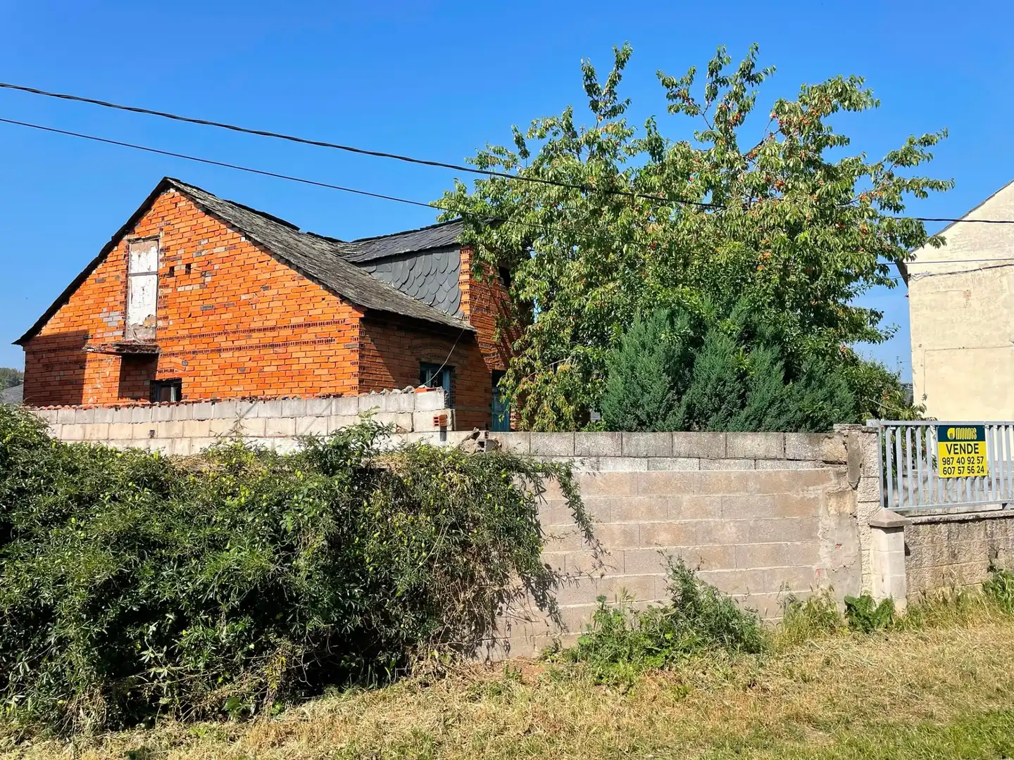 Residencial en venda en Bembibre