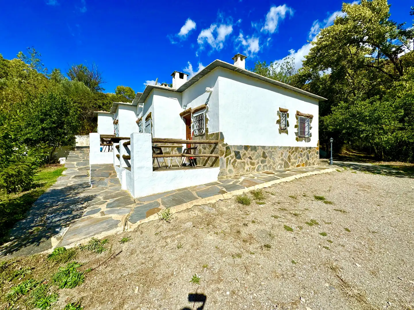 Vista exterior de Terreno en venta en Alpujarra de la Sierra
