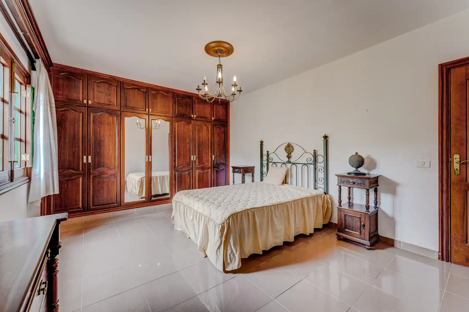 Habitación de Finca rústica en venta en Arona con Aire acondicionado, Terraza y Trastero
