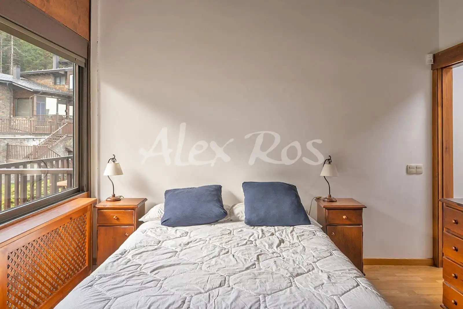 Dormitori de Casa o xalet en venda en Alp amb Calefacció, Terrassa i Traster
