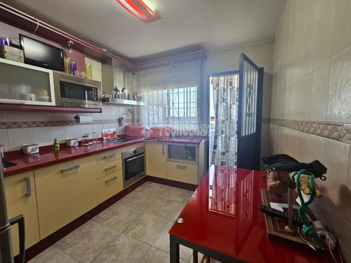 Detached homes for sale in Belicena