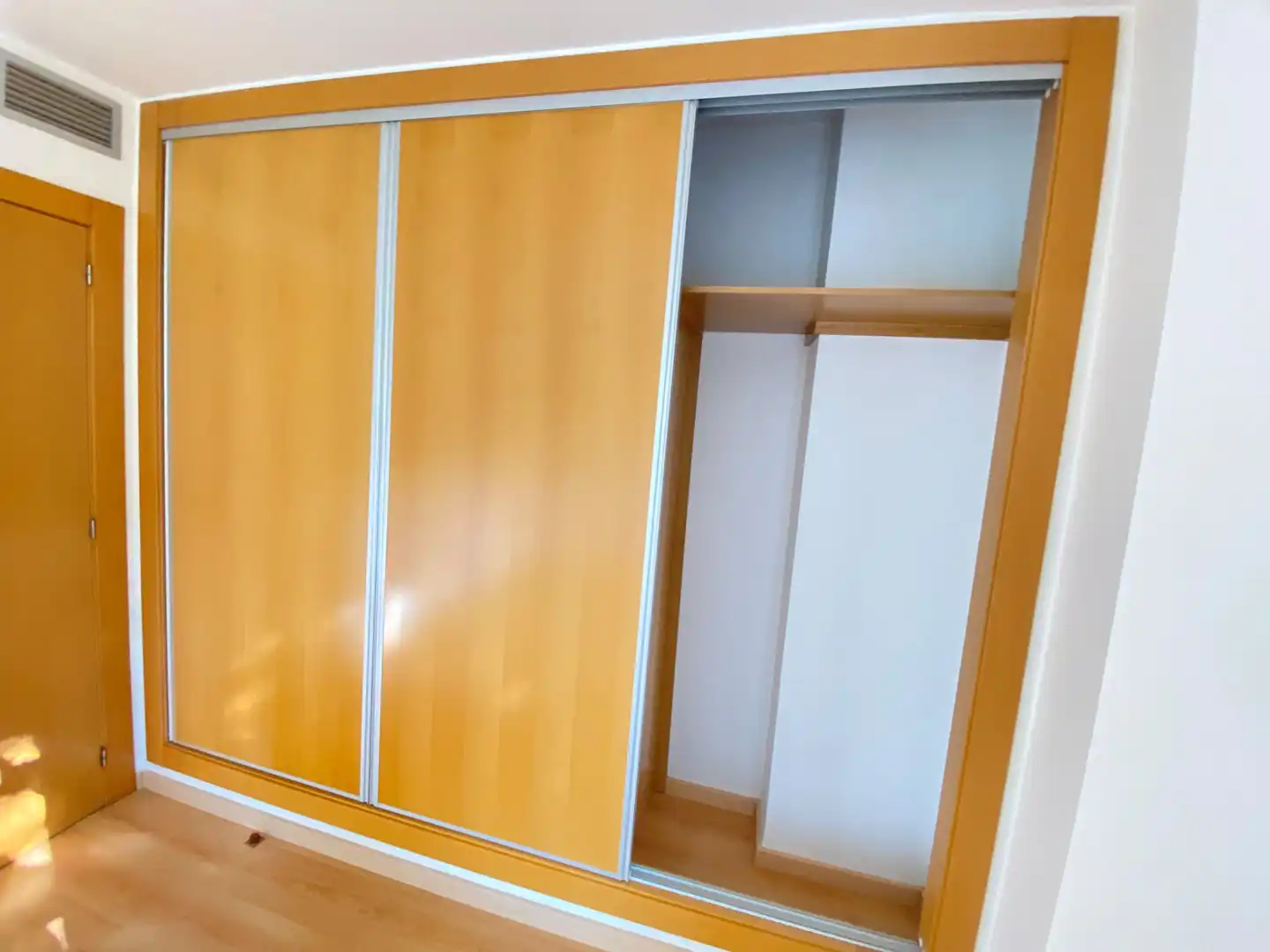 Flat with terrace for sale in Calle de Fray Julián Garcés 78, imagen 17