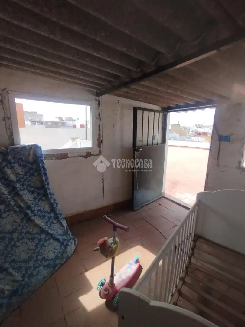 Dormitori de Pis en venda en Coria del Río