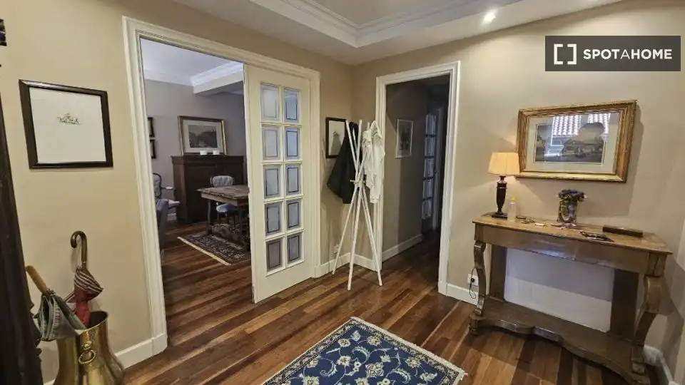 Apartament per a compartir en  Pamplona / Iruña amb Aire condicionat, Terrassa i Moblat