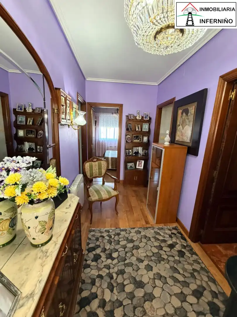 Flat for sale in A Malata - Catabois - Ciudad Jardín