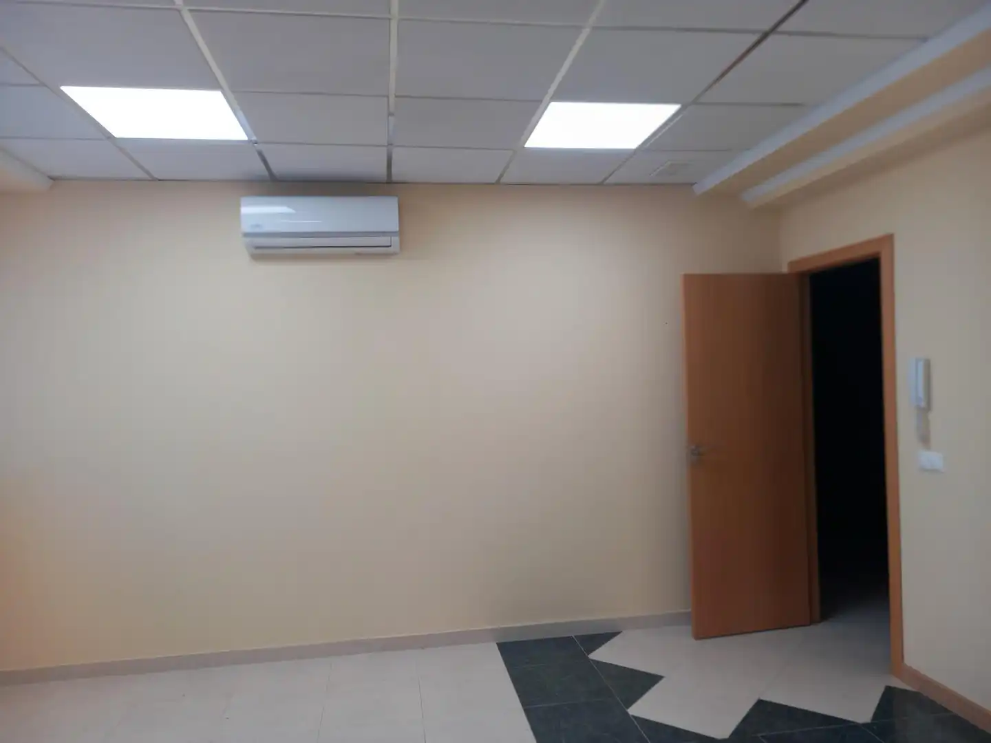Oficina de alquiler en Elche ciudad