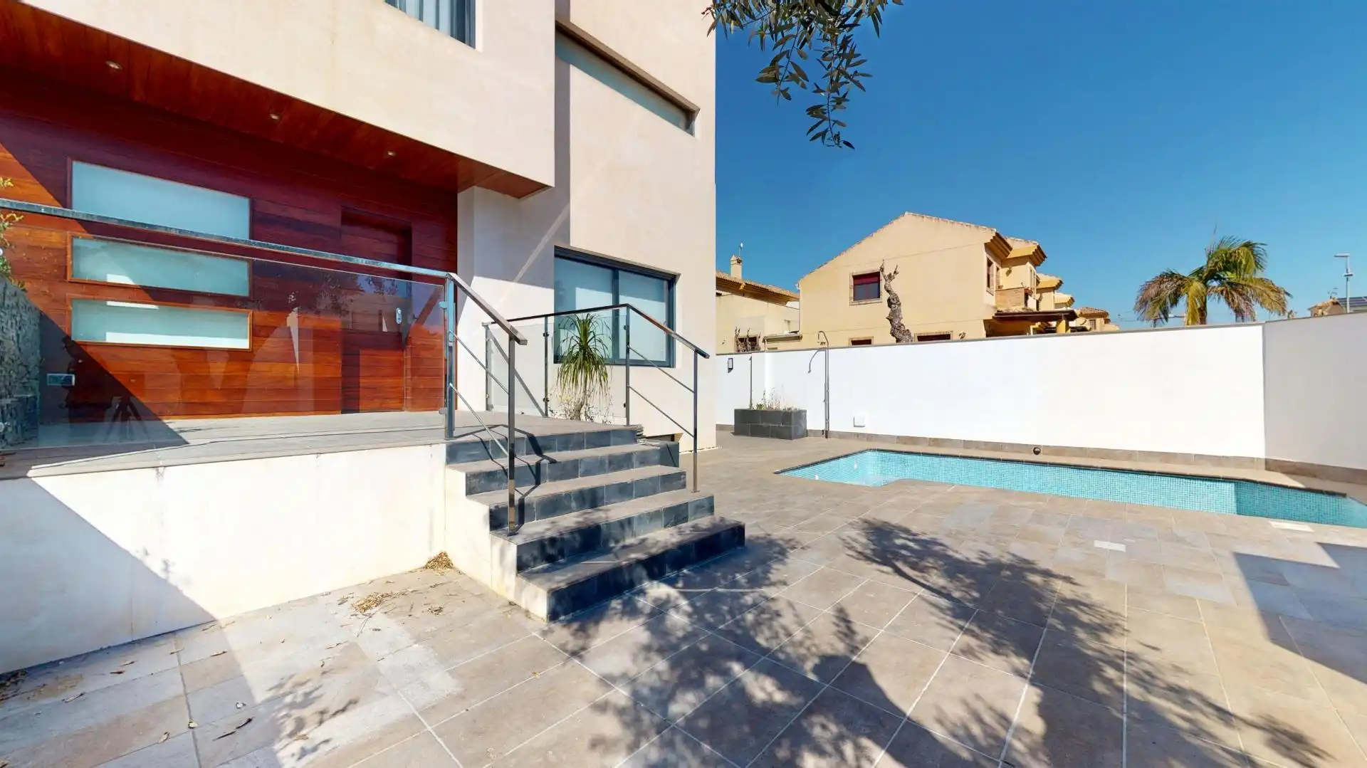 Vista exterior de Casa o xalet en venda en Pilar de la Horadada amb Aire condicionat, Calefacció i Jardí privat