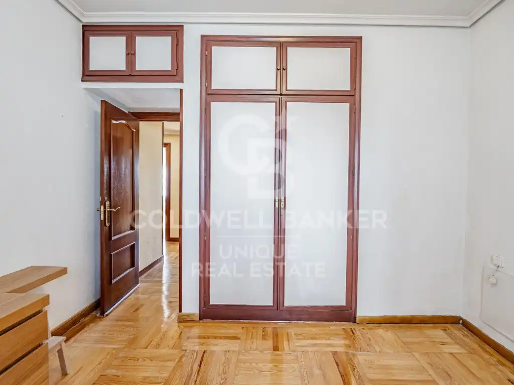 Vista exterior de Piso en venta en Madrid con Terraza