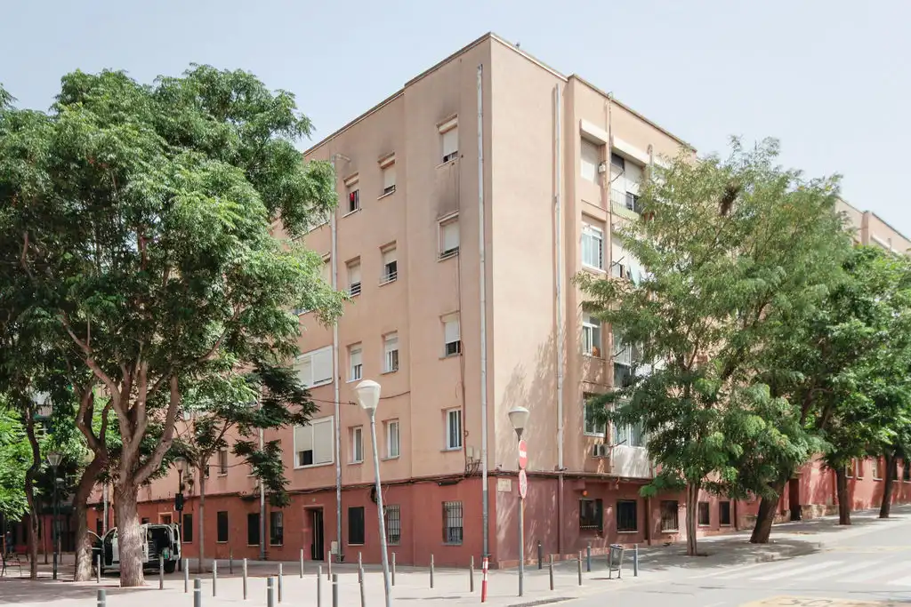 Vista exterior de Piso en venta en Sabadell