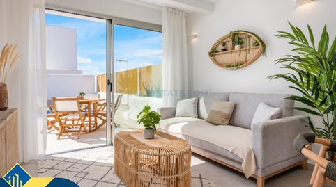 Apartamento con piscina compartida en Dolores, provincia de Alicante. 3 habitaciones | 85 m² | 12 kilómetros del mar.