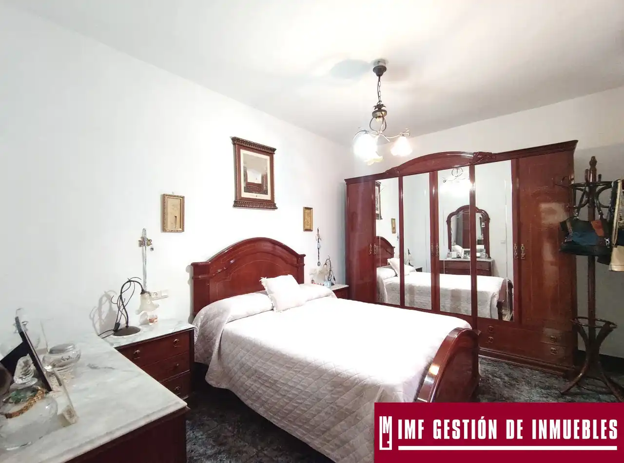 Habitación de Finca rústica en venta en Canillas de Aceituno con Jardín privado, Terraza y Amueblado