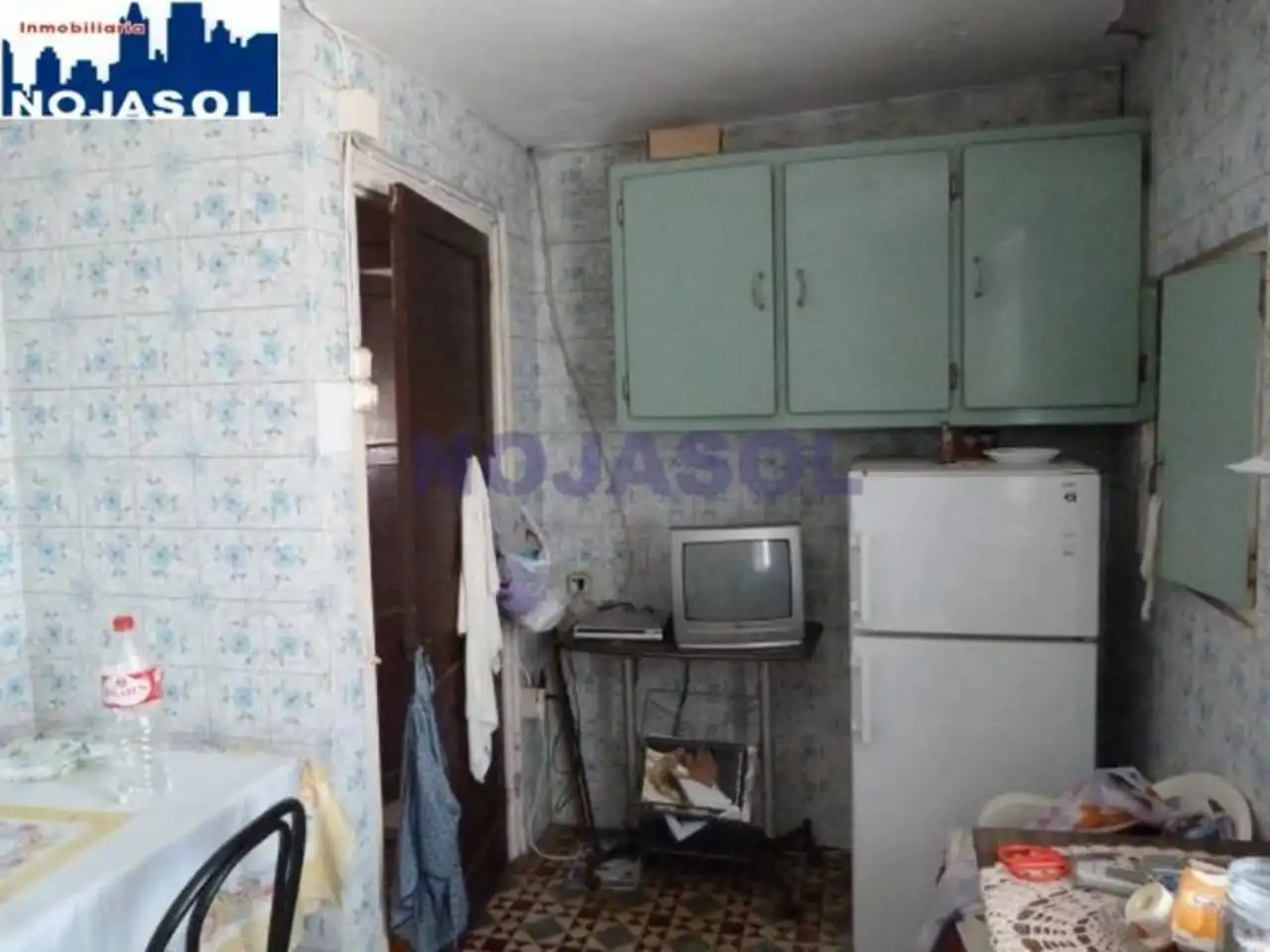 Cuina de Casa adosada en venda en Escalante amb Moblat