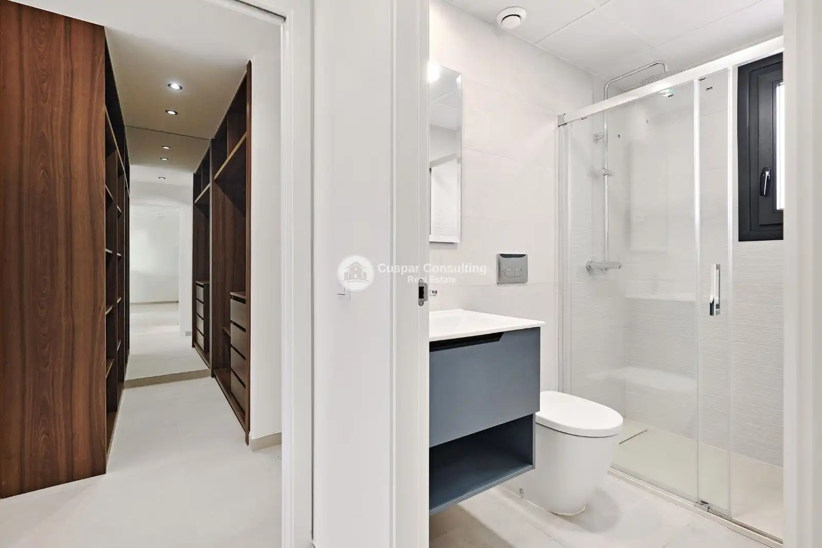 Bathroom of Attic for sale in Torrevieja  with Heating, Terrace and Storage room