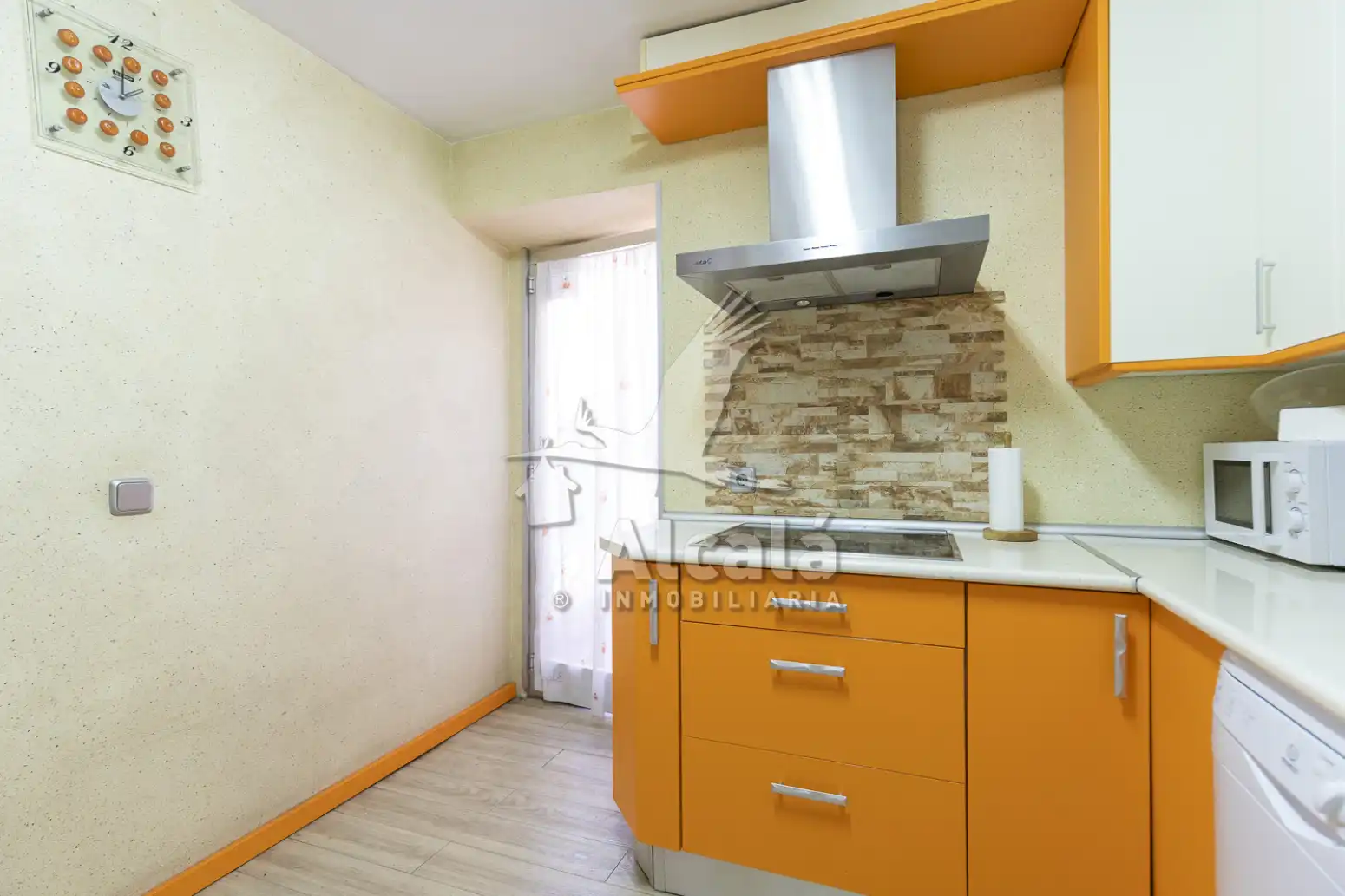 Cocina de Piso en venta en Madrid con Calefacción y Terraza