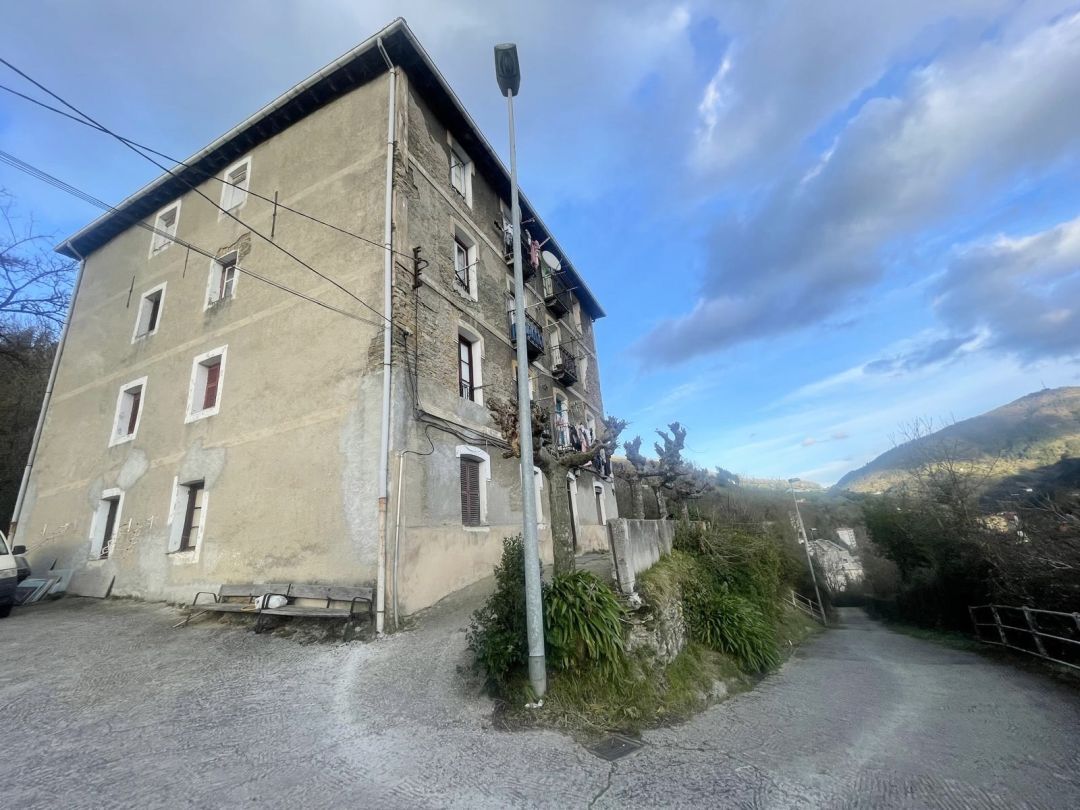 Exterior view of Building for sale in Eibar