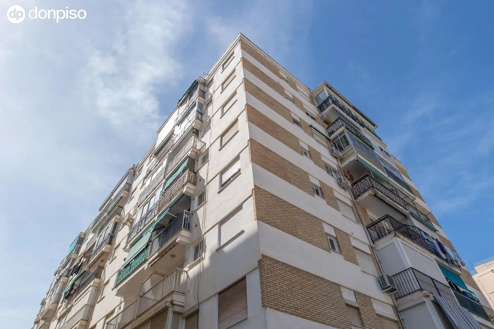 Vista exterior de Pis en venda en Vélez-Málaga