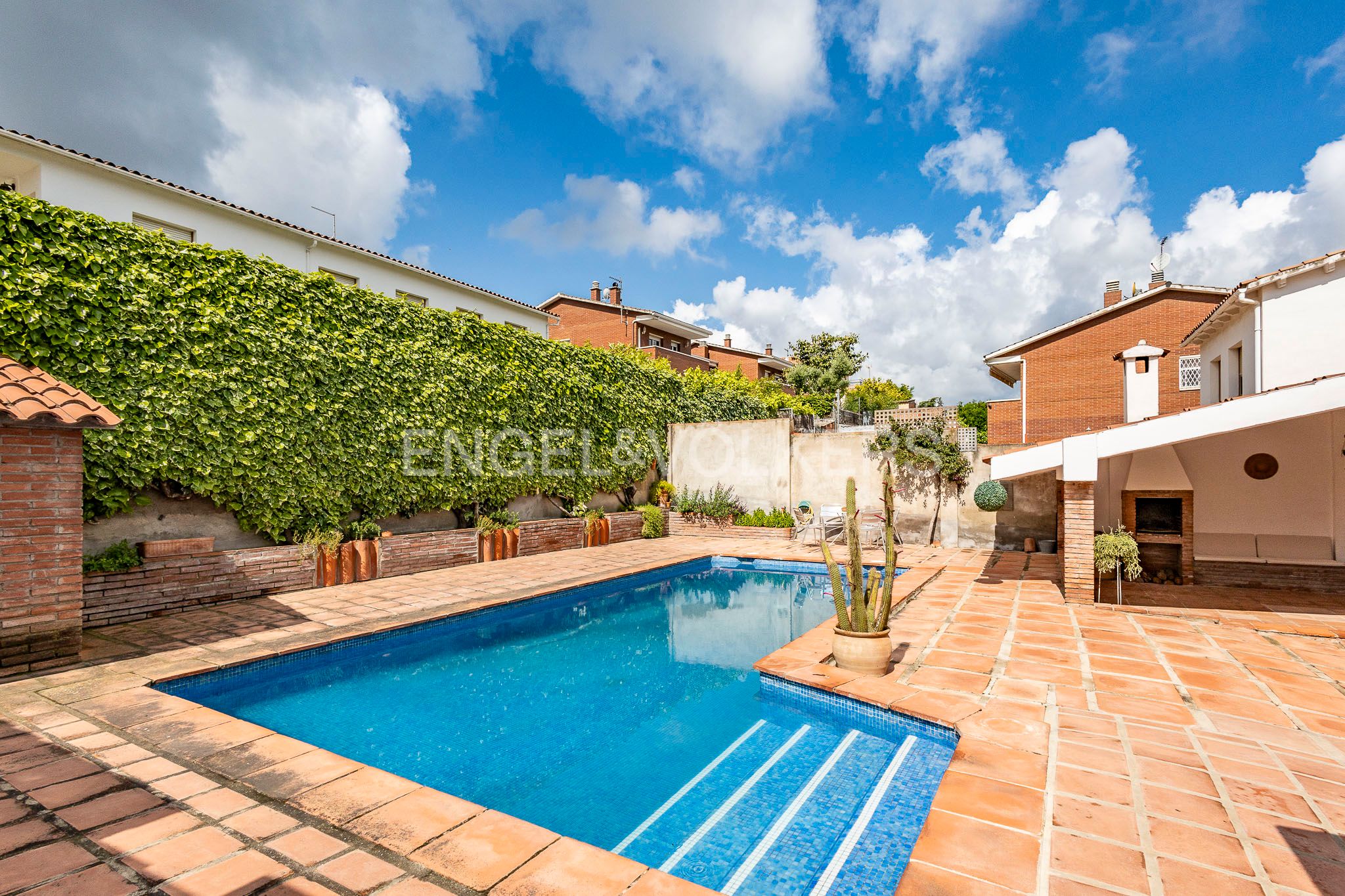 Piscina de Casa o chalet en venta en Esparreguera con Calefacción, Jardín privado y Terraza
