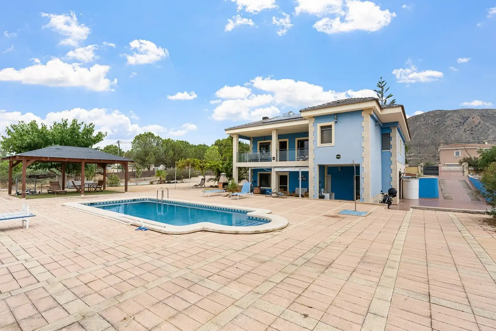 Piscina de Casa o chalet en venta en Alicante / Alacant con Aire acondicionado, Jardín privado y Terraza