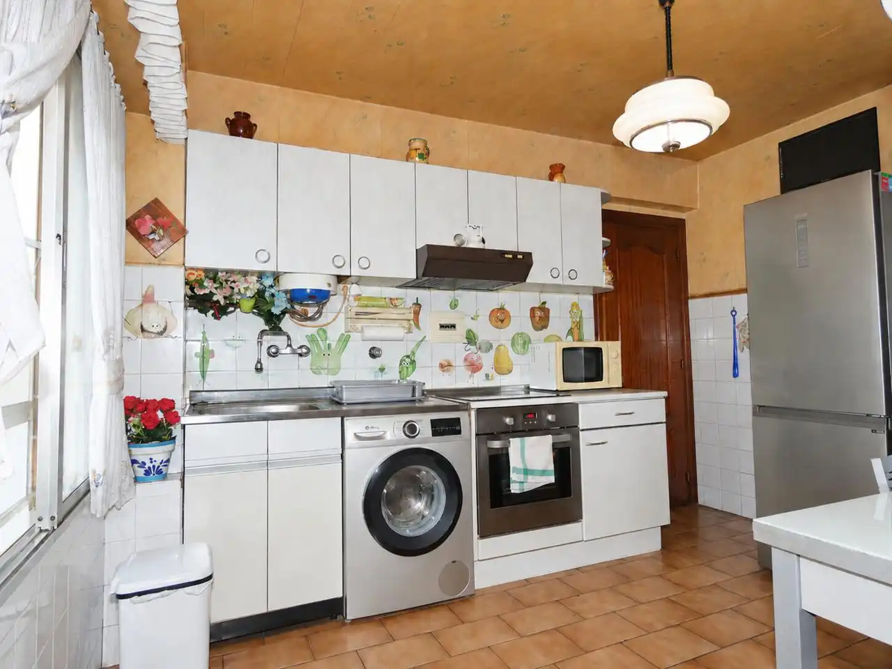 Cocina de Planta baja en venta en Barakaldo  con Calefacción