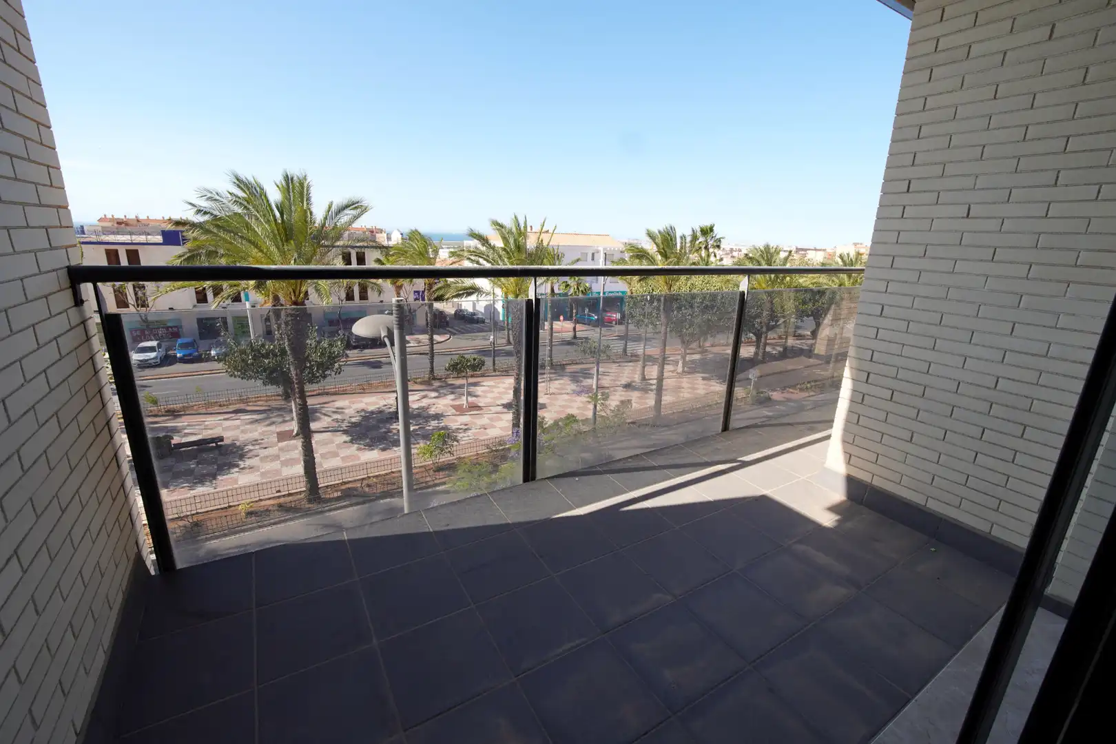 Terraza de Piso en venta en Roquetas de Mar con Aire acondicionado, Terraza y Amueblado
