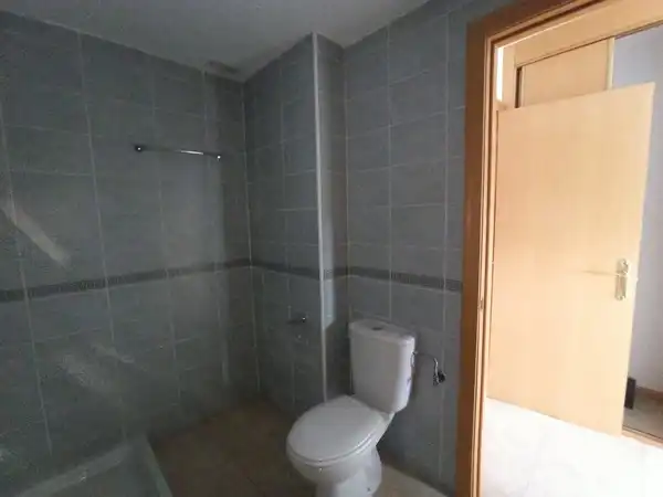 Baño de Piso en venta en Illescas con Calefacción