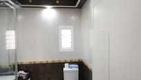 Bathroom of Flat for sale in Dos Hermanas