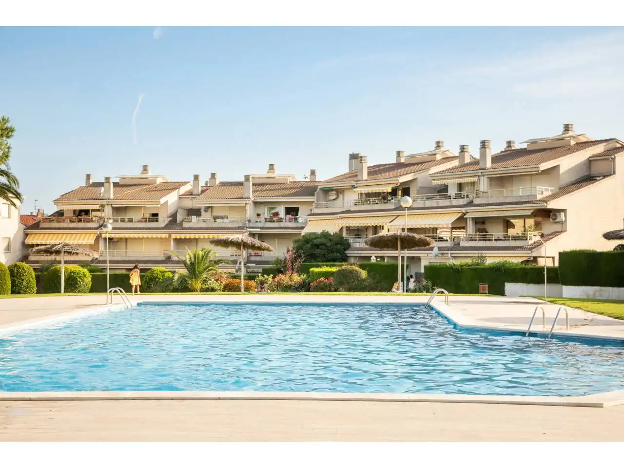 Swimming pool of Flat for sale in Cambrils  with Air Conditioner, Terrace and Furnished