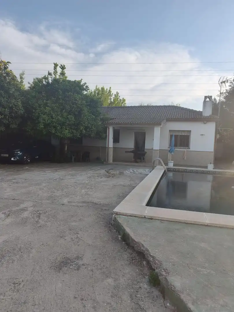 Exterior view of Flat for sale in Córdoba  with Air Conditioner, Private garden and Swimming Pool