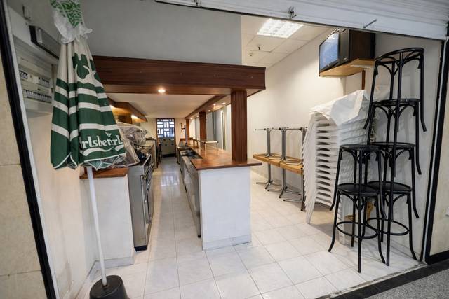 Local comercial en Alquiler en Avenida Primero de Mayo en Peñacastillo - Nueva Montaña
