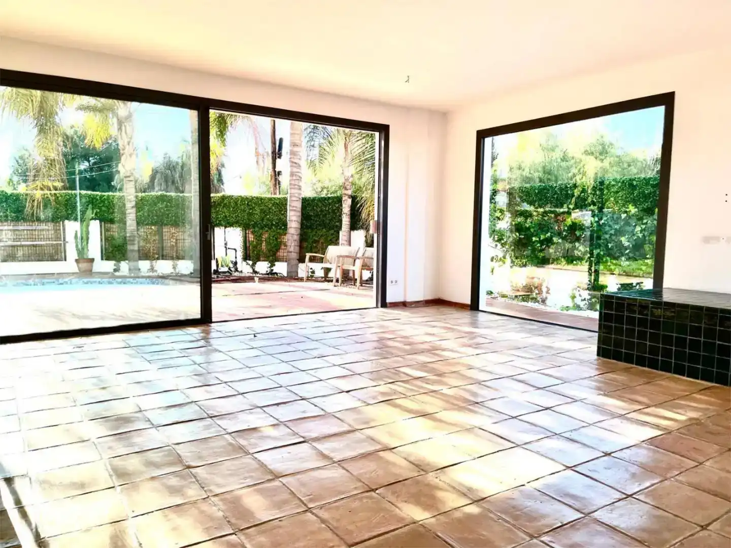 Terrace of Flat for sale in Marbella  with Air Conditioner, Private garden and Swimming Pool