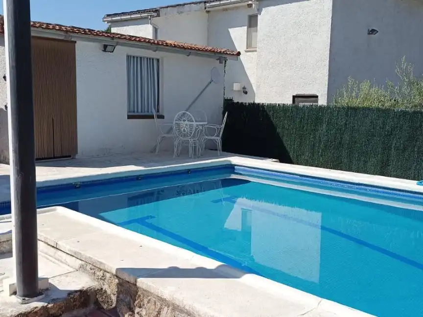 Piscina de Casa o xalet en venda en Cardiel de los Montes amb Aire condicionat, Terrassa i Piscina
