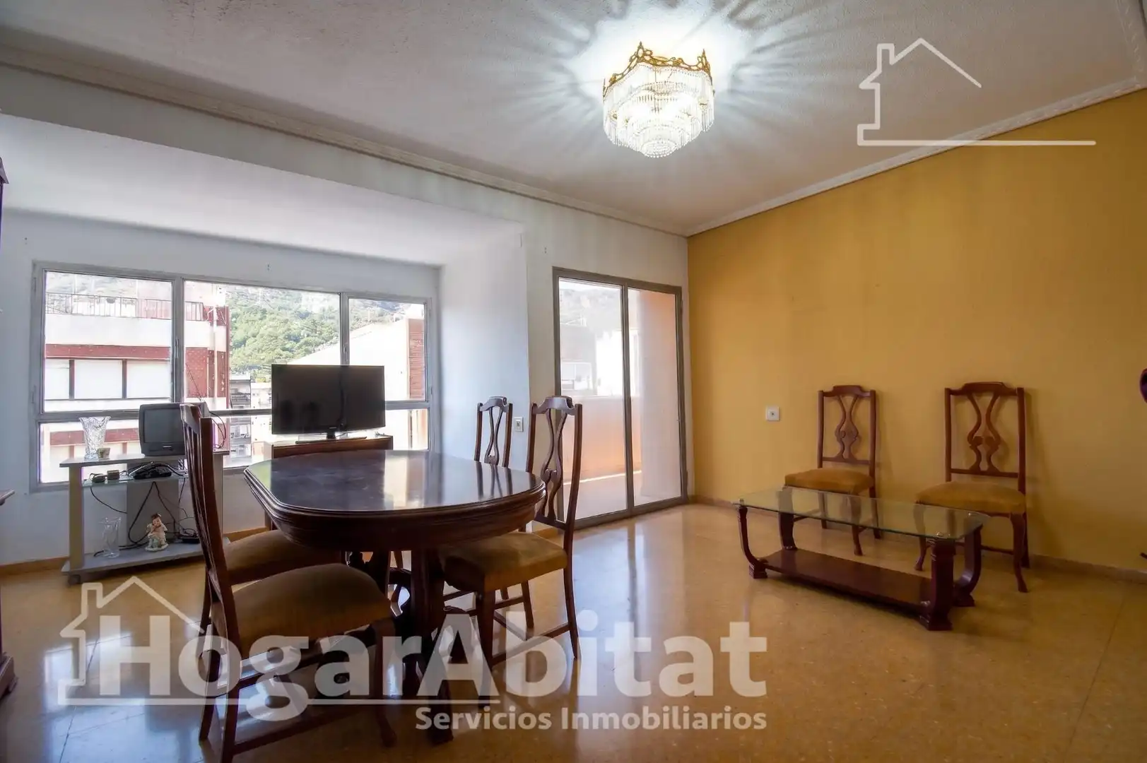 Sala d'estar de Pis en venda en Tavernes de la Valldigna amb Balcó