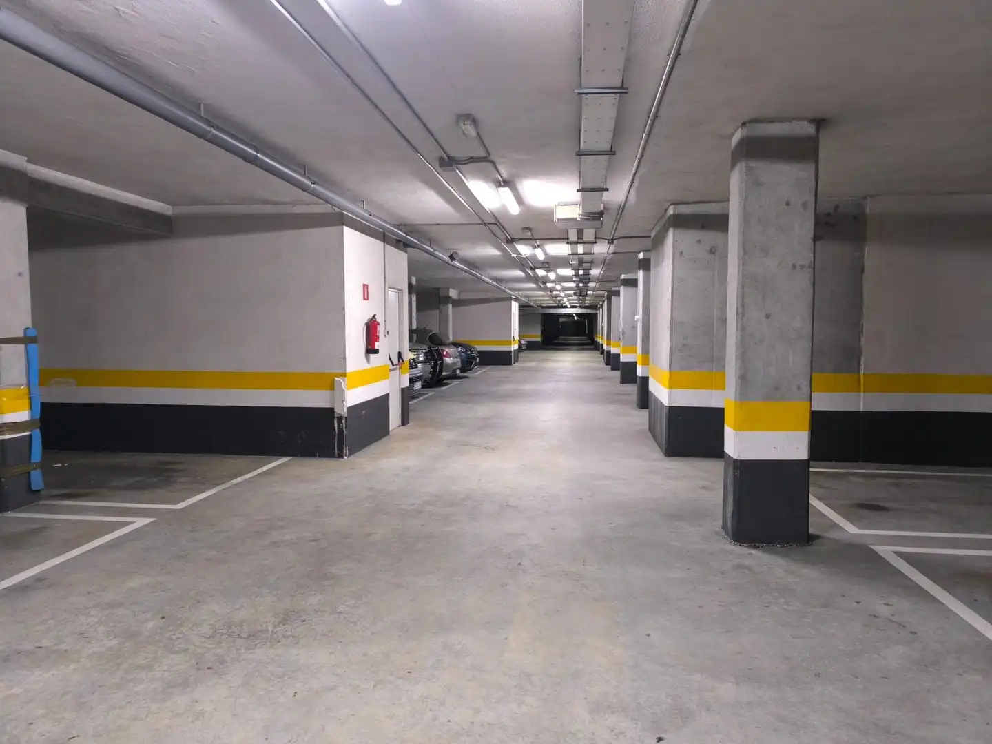 Parkplatz von Garage zum Verkauf in Santiago de Compostela 