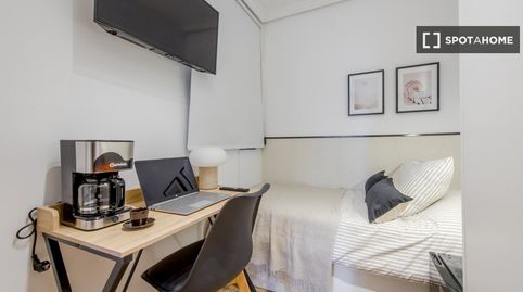 Photo 3 of Room in Goya, Madrid Capital