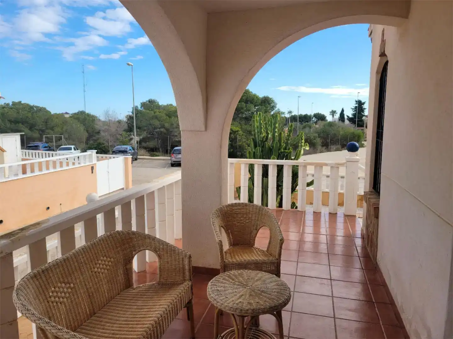 Terrassa de Casa adosada en venda en Orihuela amb Jardí privat, Traster i Moblat