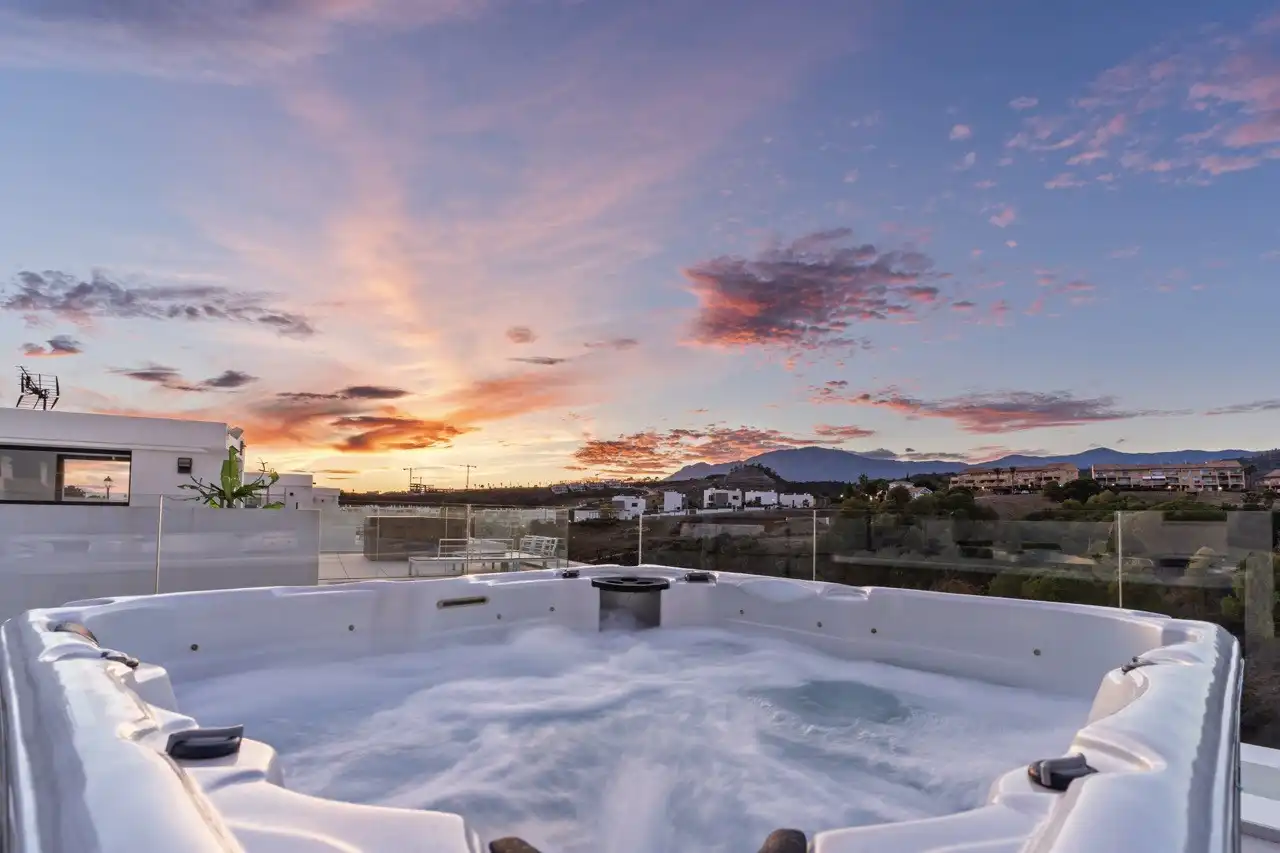 Casa con terrazza in vendita a Selwo, imagen 3