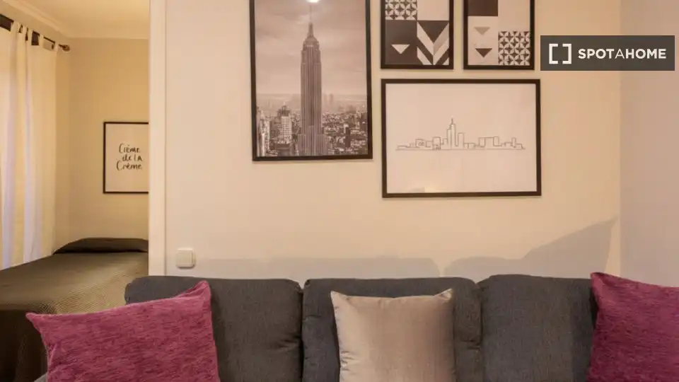 Living room of Flat for rent in Barcelona  with Air Conditioner, Heating and Furnished