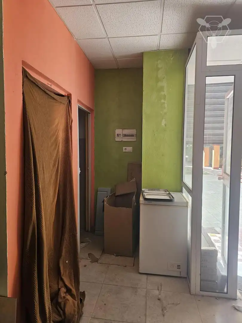 Business premises for sale in Isla Chica, imagen 3