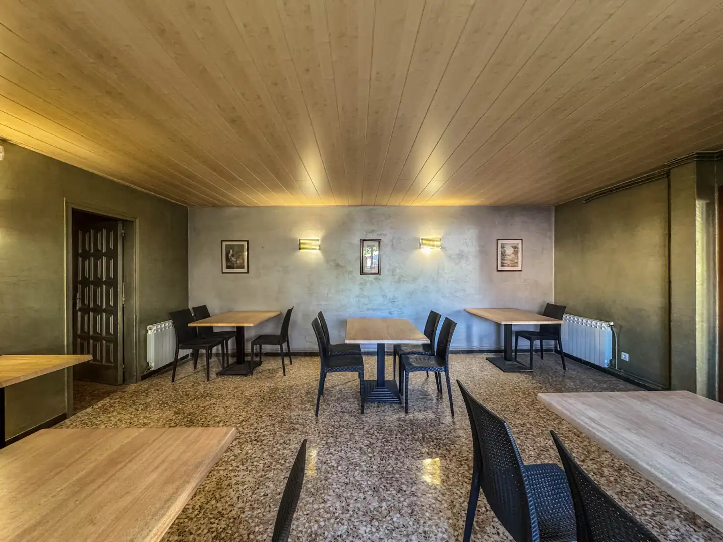 Commercial properties for sale in Vimbodí i Poblet  with Heating