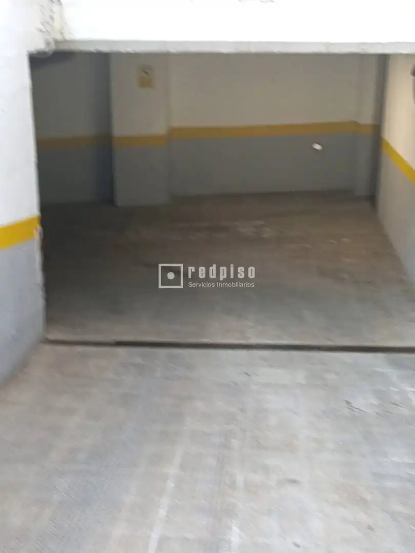 Parking of Garage for rent in Madrid