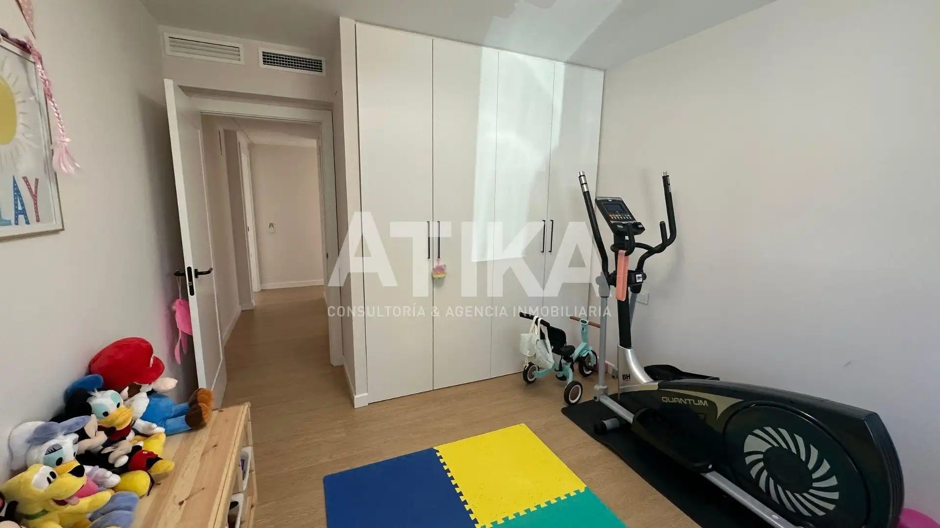 Houses for sale in Ontinyent  with Air Conditioner, Private garden and Parquet flooring
