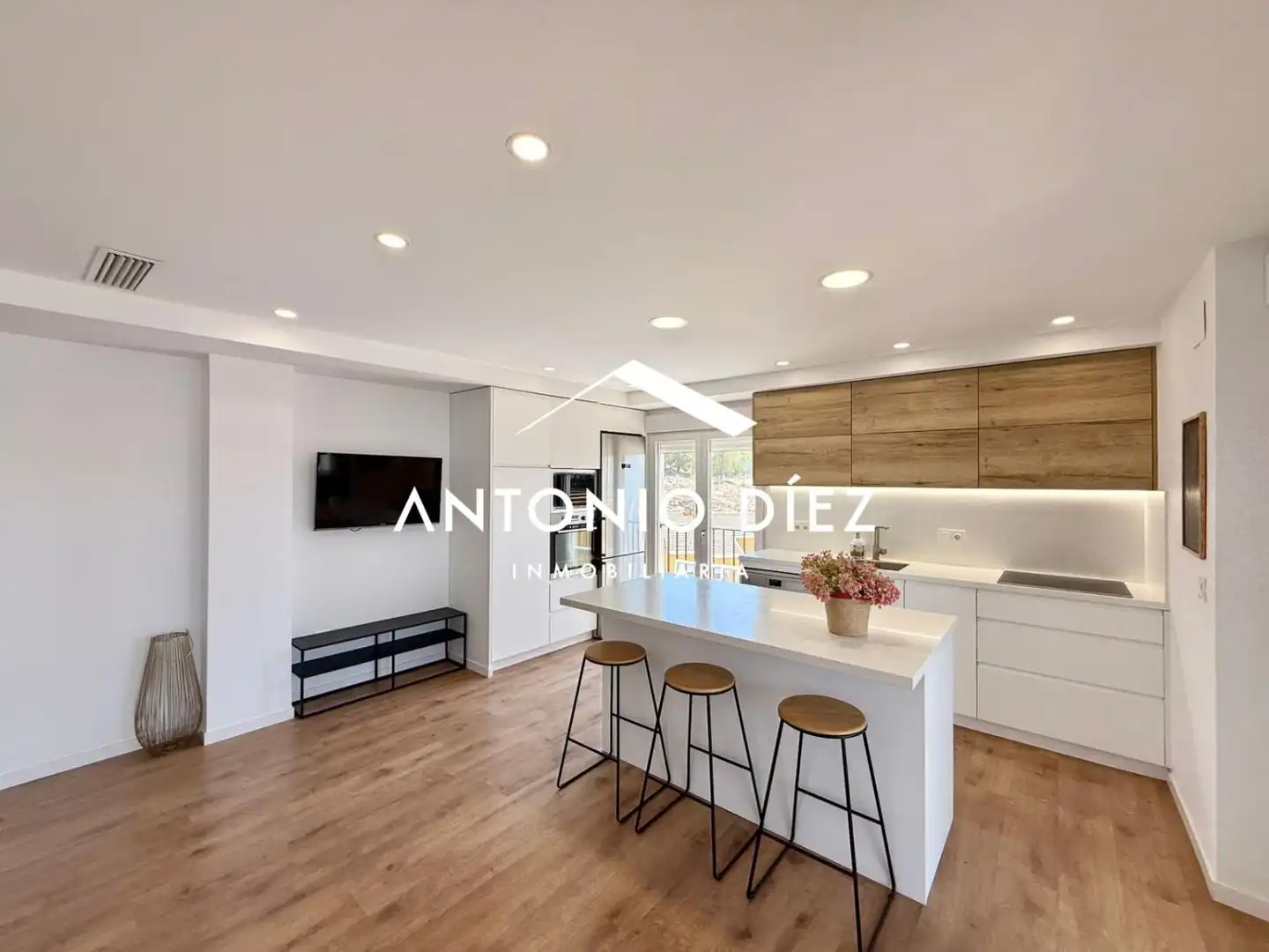 Kitchen of Attic for sale in Aspe  with Air Conditioner, Terrace and Storage room