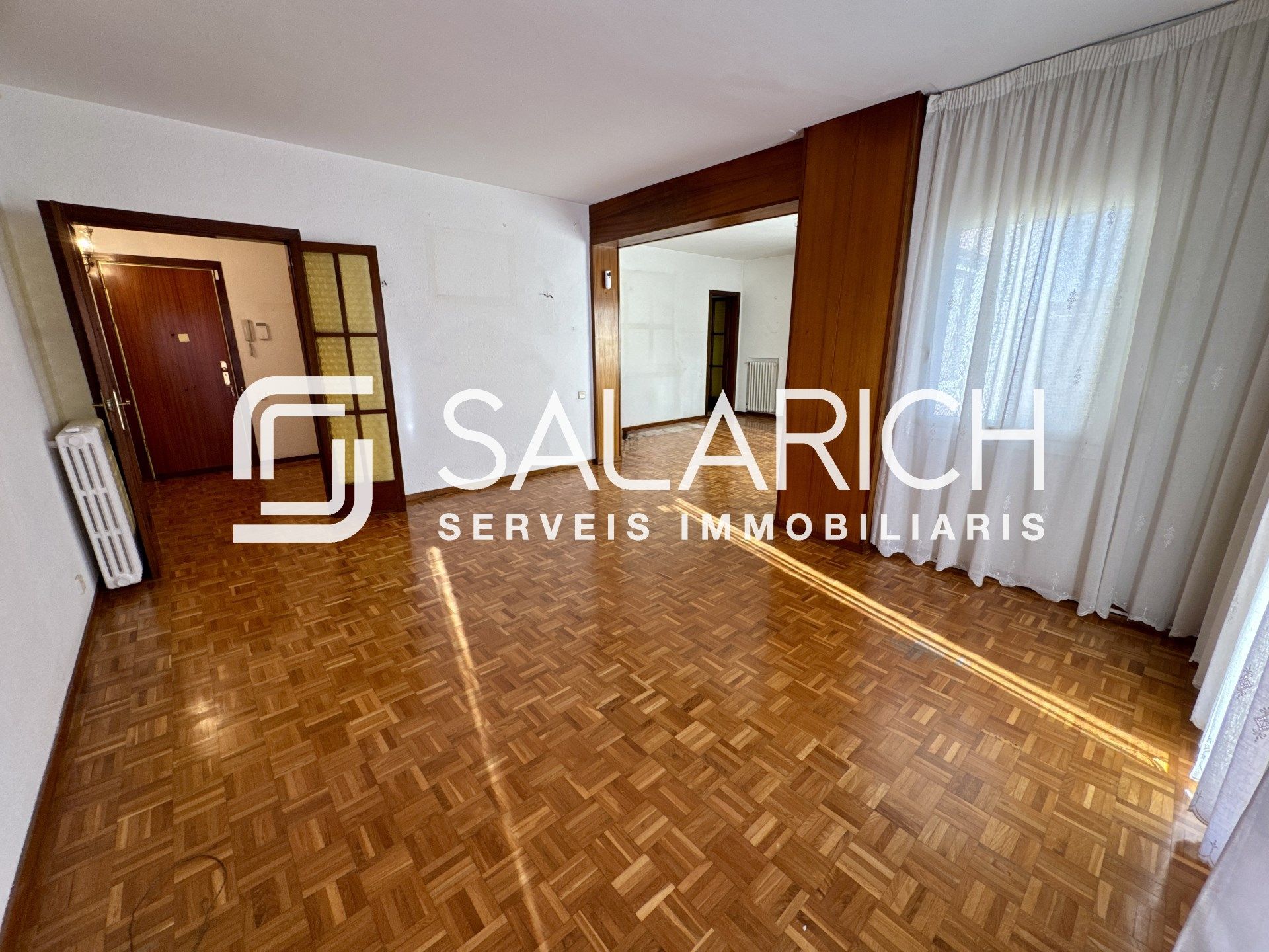 Sala d'estar de Pis en venda en  Barcelona Capital amb Aire condicionat, Calefacció i Balcó