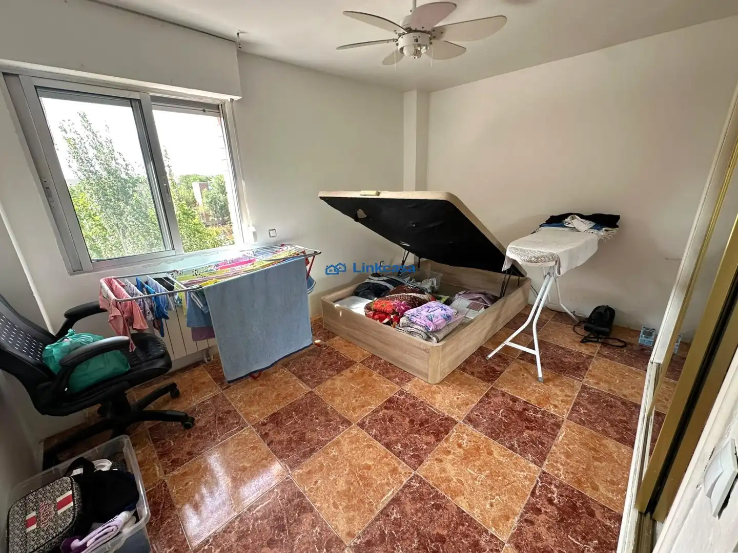 Bedroom of Flat for sale in Madrid  with Air Conditioner and Heating