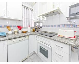 Kitchen of Flat to rent in  Sevilla Capital  with Air Conditioner, Terrace and Balcony