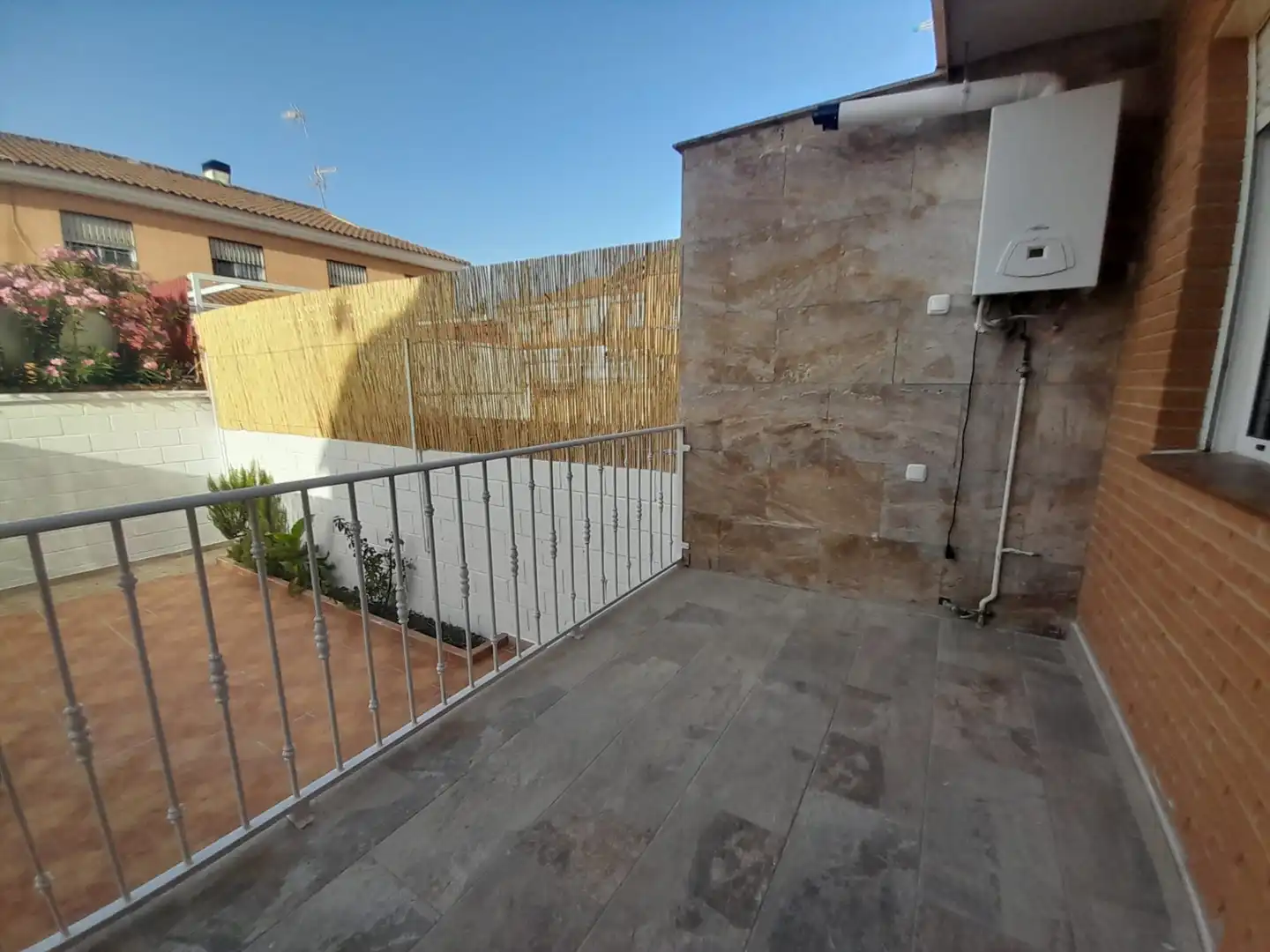 Terrassa de Casa o xalet en venda en Puertollano amb Calefacció, Terrassa i Traster