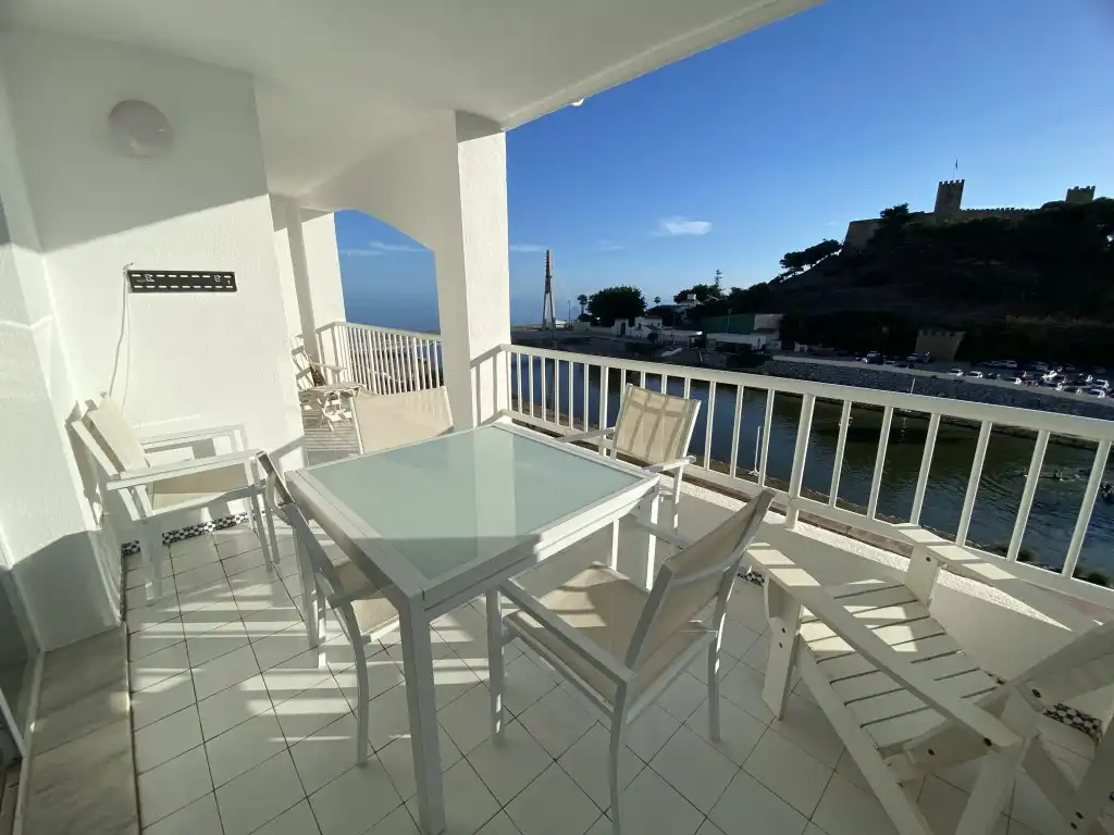 Apartamento con piscina en venta en Castillo Sohail - Myramar, imagen 2