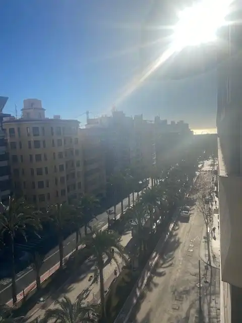 Pis de lloguer a Avenida de Federico Soto, Ensanche - Diputación