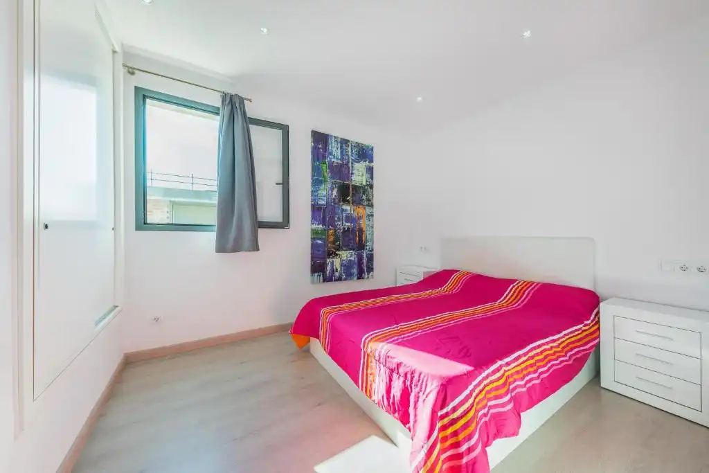 Dormitori de Casa o xalet en venda en Muro amb Aire condicionat, Jardí privat i Terrassa